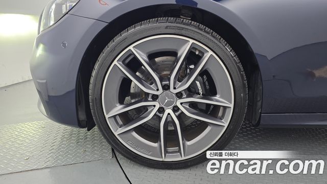 Mercedes-Benz E-Class W213 E350 4MATIC AMG Line - фото 4