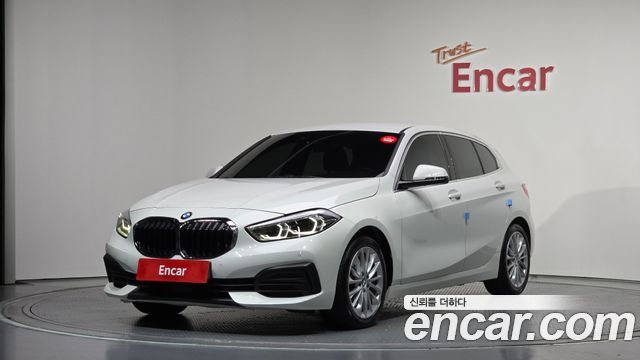 BMW 1-Series F40 118d Joy First Edition - фото 0