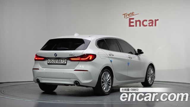 BMW 1-Series F40 118d Joy First Edition - фото 1