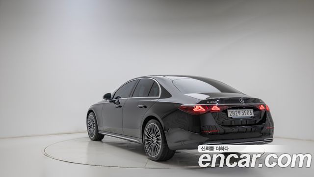 Mercedes-Benz E-Class W214 E450 4MATIC Exclusive - фото 1
