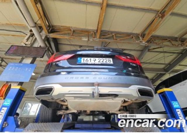 Volvo V90 T5 Pro AWD - фото 1