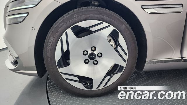 Genesis G80 RG3 e-AWD - фото 4