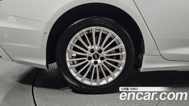 Audi A6 C8 45 TFSI Premium - фото 4