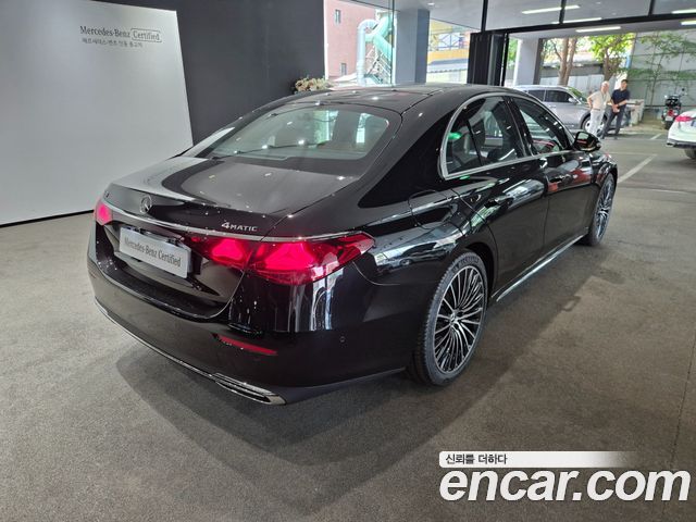 Mercedes-Benz E-Class W214 E450 4MATIC Exclusive - фото 1