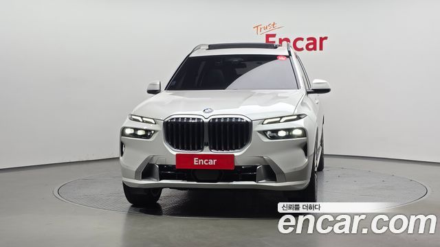 BMW X7 G07 xDrive 40i Design Pure Excellence 6-Seater - фото 2