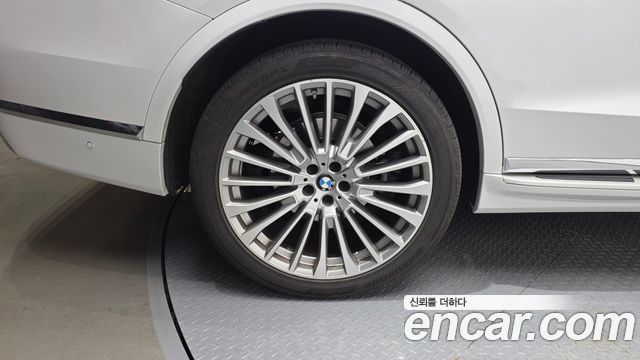 BMW X7 G07 xDrive 40i Design Pure Excellence 6-Seater - фото 4