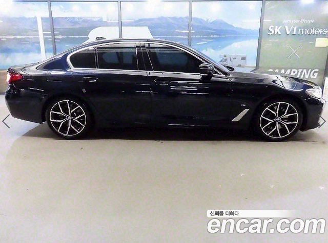 BMW 5-Series G30 530i xDrive M Sport Package - фото 2
