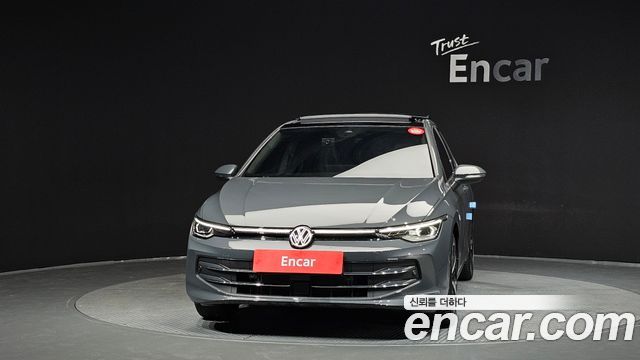 Volkswagen Golf 8-го поколения 2.0 TDI Prestige - фото 2