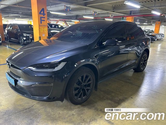 Tesla Model X AWD - фото 1