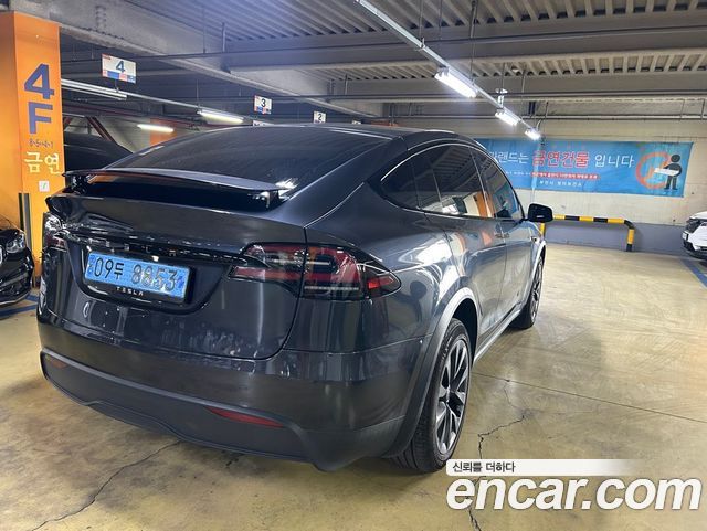 Tesla Model X AWD - фото 4
