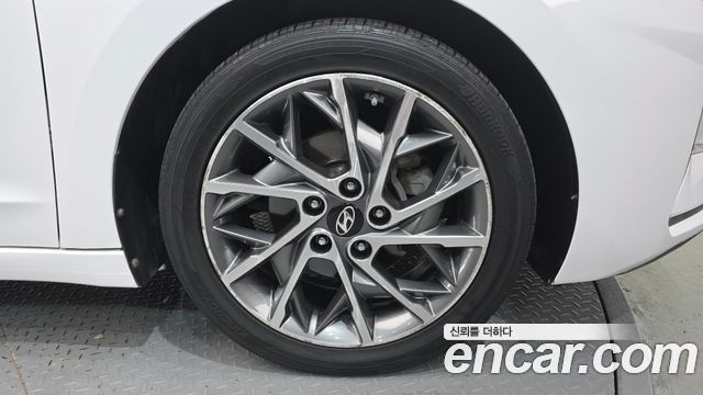 Hyundai Avante Новый AD 1.6 Style - фото 4