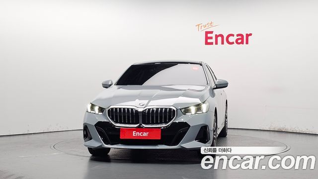 BMW 5-Series G60 520i M Sport - фото 2