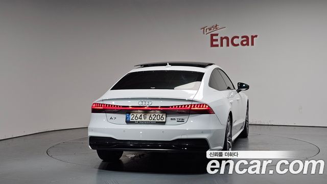 Audi A7 55 TFSI Quattro Premium - фото 2