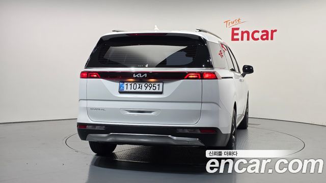 Kia Carnival 4-го поколения 9-Seater Signature - фото 3