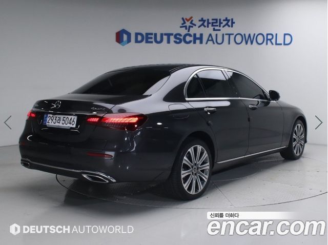 Mercedes-Benz E-Class W213 E300e 4MATIC Exclusive - фото 1