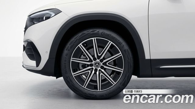 Mercedes-Benz EQB X243 EQB300 4MATIC AMG Line - фото 4