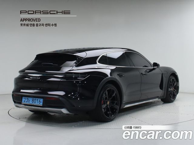 Porsche Taycan 4S Cross Turismo - фото 1