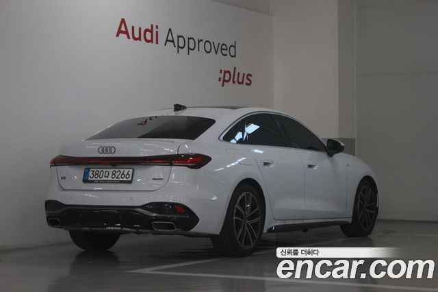 Audi A5 B10 40 TFSI Quattro S Line - фото 1
