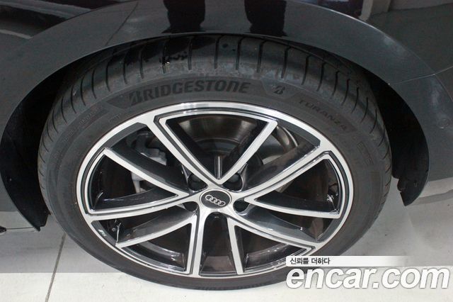 Audi A5 B10 40 TFSI Quattro S Line - фото 4