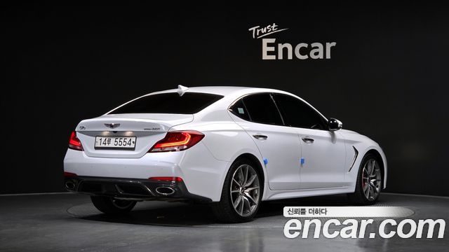 Genesis G70 2.0T AWD Supreme - фото 1