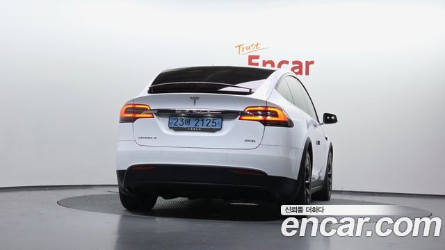 Tesla Model X 100D - фото 3