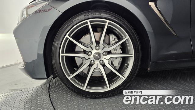 Genesis G70 2.0T Sport Package - фото 4