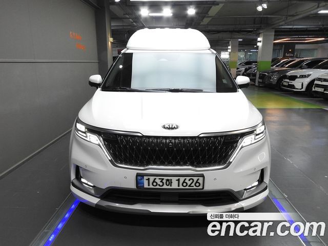 Kia Carnival 4-го поколения 9-Seater Hi-Limousine Signature - фото 2