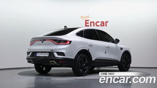 Renault Samsung Arkana 1.6 E-TECH Iconic Design Package - фото 1