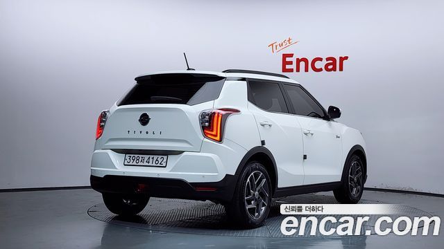 SsangYong Tivoli Gasoline 1.5 2WD V3 - фото 1