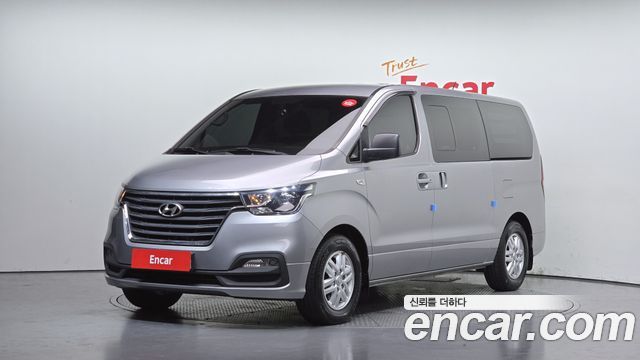 Hyundai Starex Новый Van 5-Seater Modern - фото 0