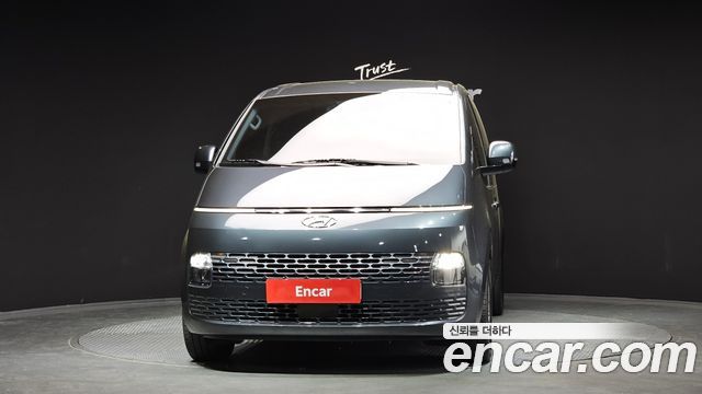Hyundai Staria Tourer 11-Seater Modern - фото 2