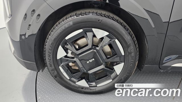 Kia Carnival Новый 4-го поколения 9-Seater Signature - фото 4