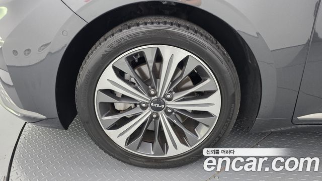 Kia K8 2.5 Gasoline 2WD Signature - фото 4