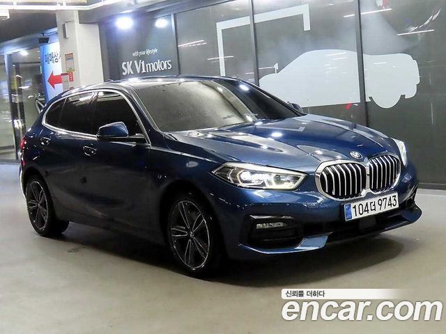 BMW 1-Series F40 118d Sport - фото 0