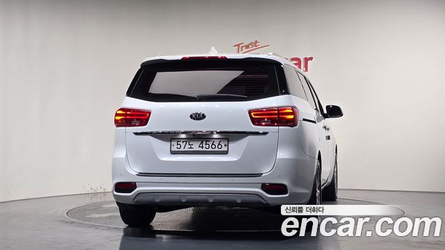 Kia Carnival Новый 9-Seater Noblesse - фото 3