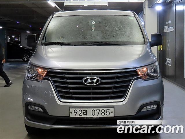 Hyundai Starex Новый Van 5-Seater Smart - фото 1