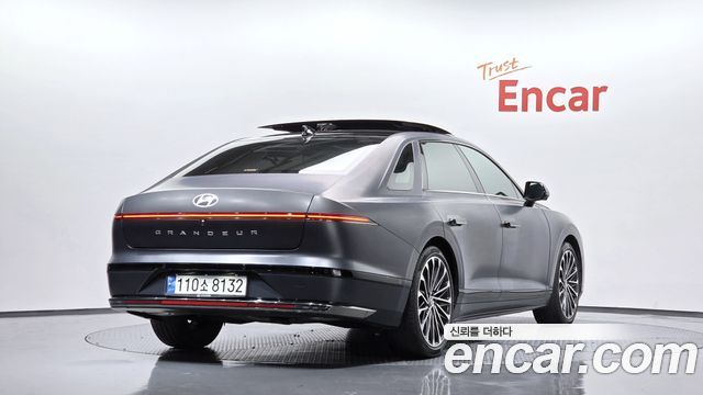 Hyundai Grandeur GN7 2,5 Gasoline 2WD Calligraphy - фото 0
