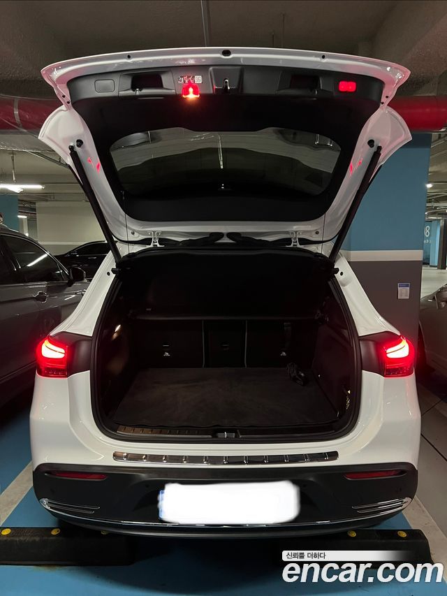 Mercedes-Benz EQA H243 EQA250 - фото 3