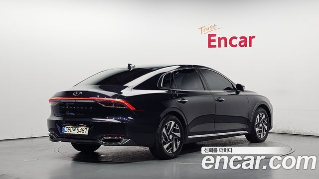 Hyundai Grandeur Новый IG, гибрид Exclusive - фото 1
