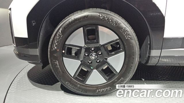 Hyundai Santafe MX5 HEV 1.6 2WD Calligraphy - фото 4