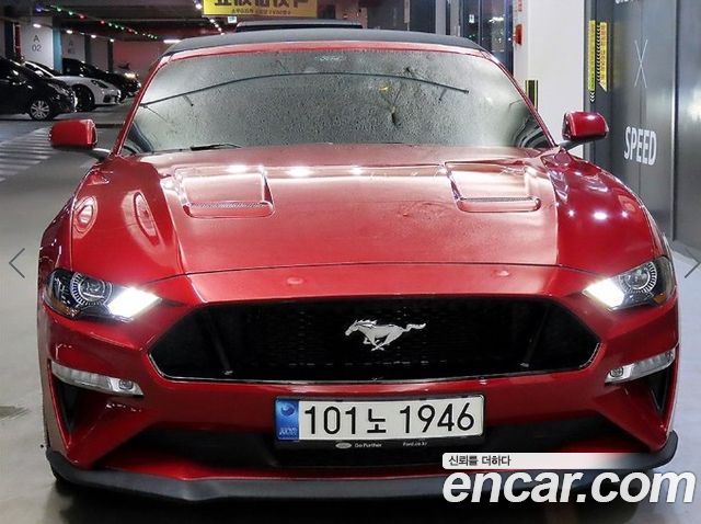 Ford Mustang GT Coupe - фото 1