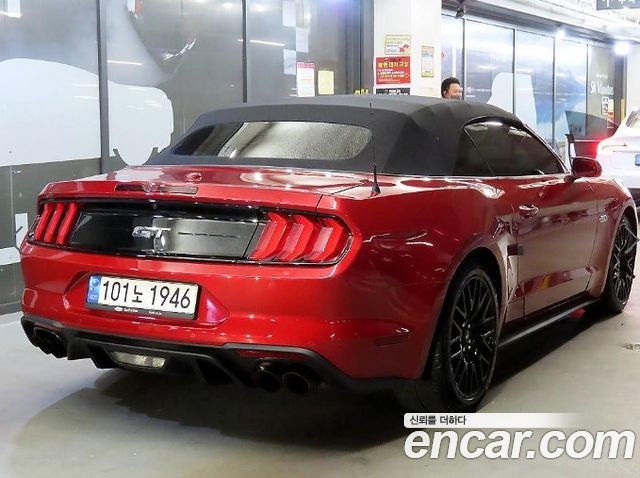 Ford Mustang GT Coupe - фото 3