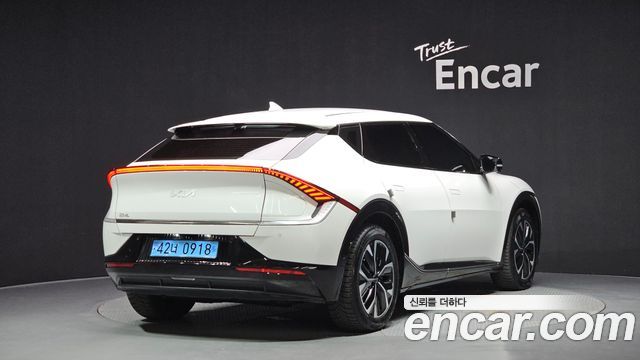 Kia EV6 Long Range Earth - фото 1