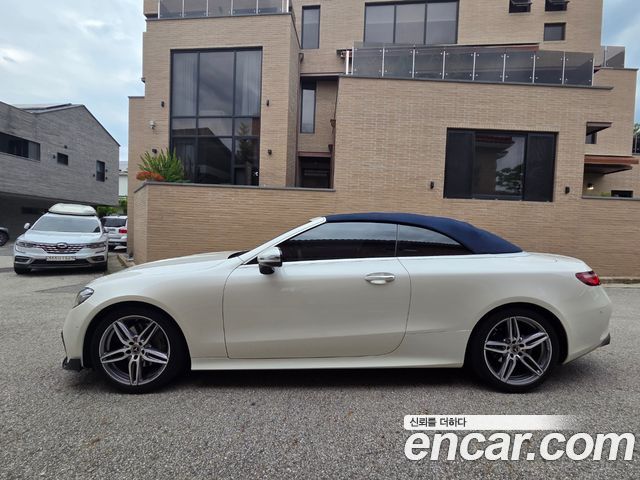 Mercedes-Benz E-Class W213 E220d Cabriolet - фото 4