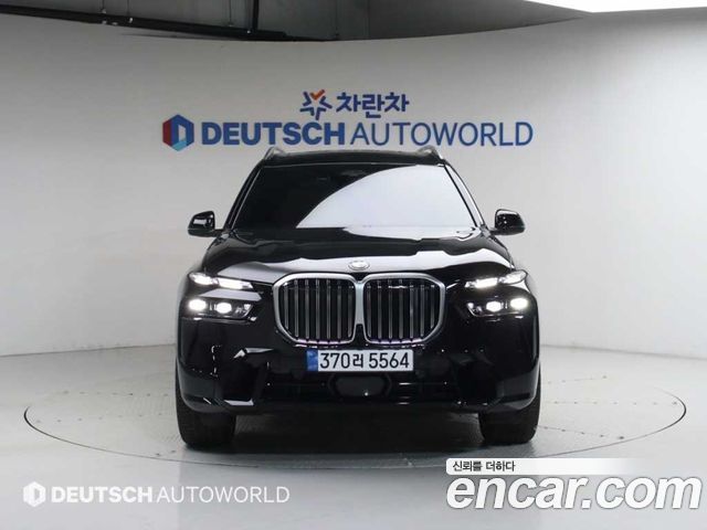 BMW X7 G07 xDrive 40i M Sport 7STR - фото 2