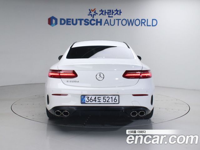 Mercedes-Benz E-Class W213 E220d Coupe - фото 4
