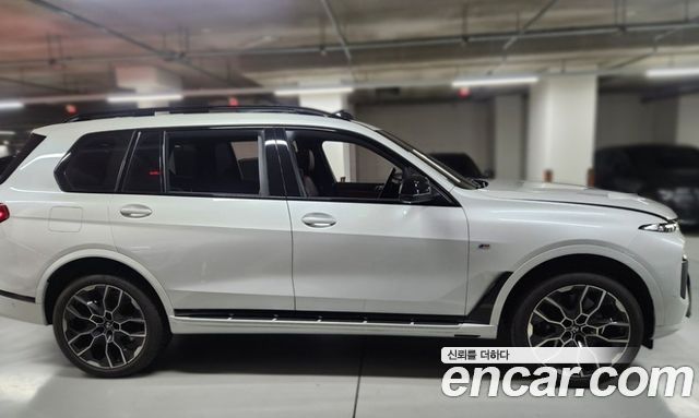 BMW X7 G07 xDrive 40i M Sport 7STR - фото 4