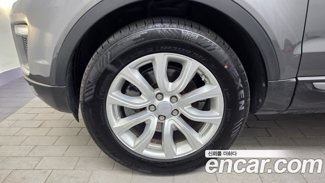 Land Rover Range Rover Evoque 2.0 TD4 SE - фото 4