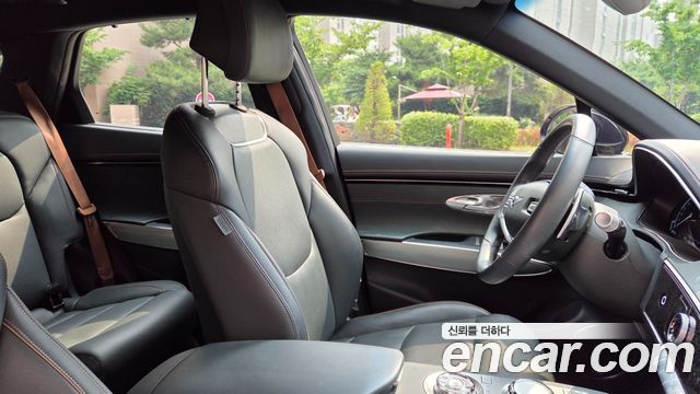Genesis GV70 2.5T Gasoline AWD - фото 2