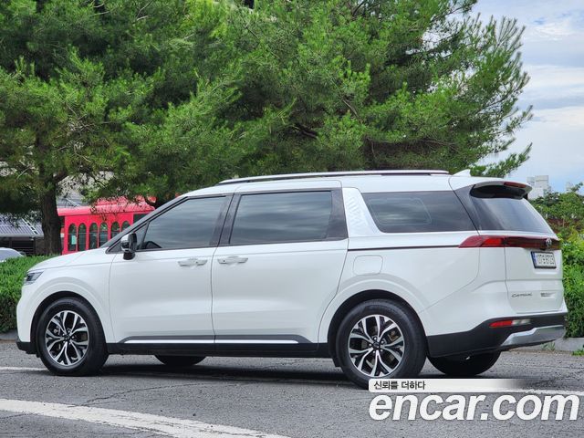 Kia Carnival 4-го поколения 9-Seater Signature - фото 4